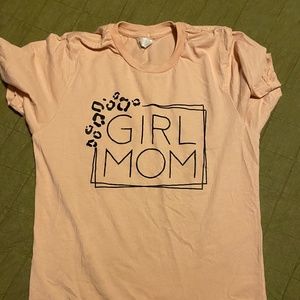 Small shop girl mom tee